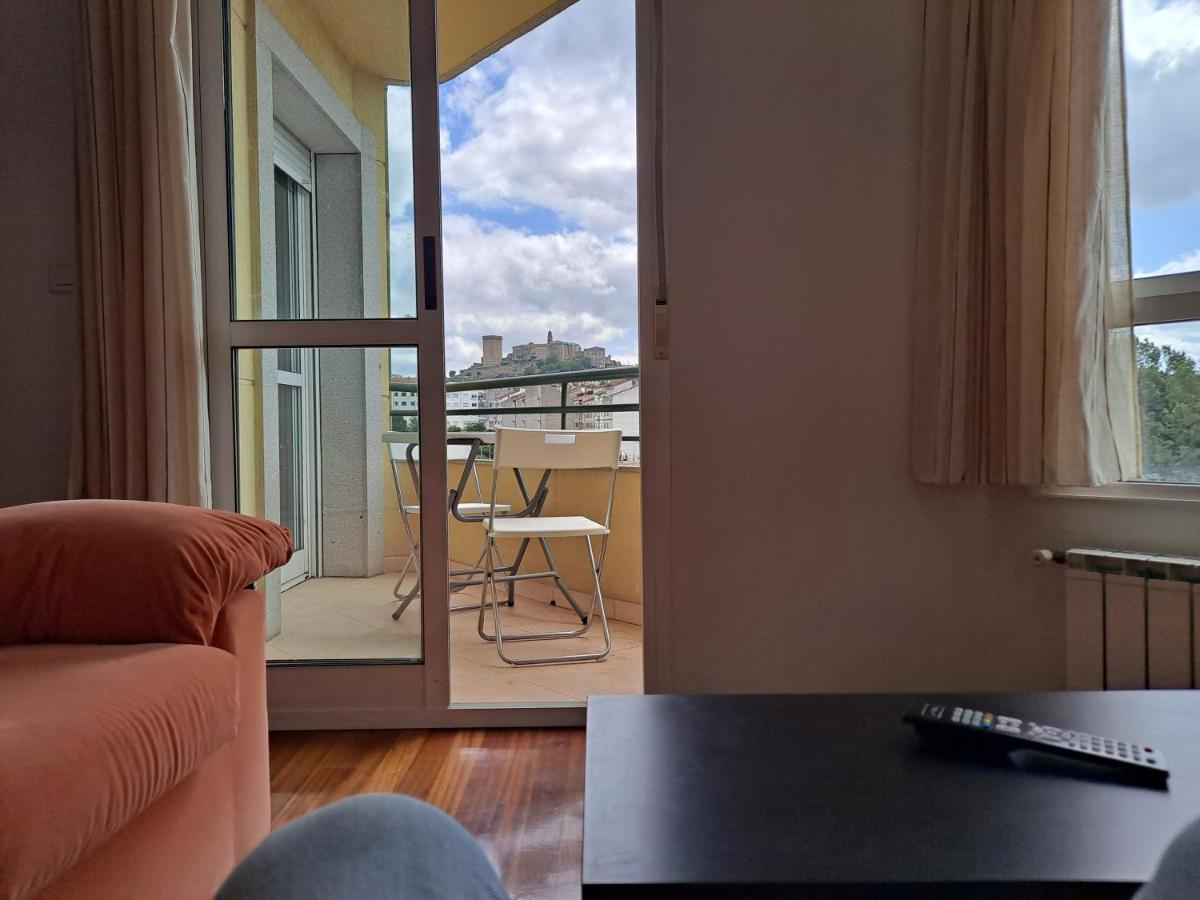 Apartamento Con Vistas, Amplio Y Luminoso Monforte De Lemos Exteriér fotografie